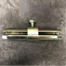 Gepresster innerer Gelenkstiftkoppler